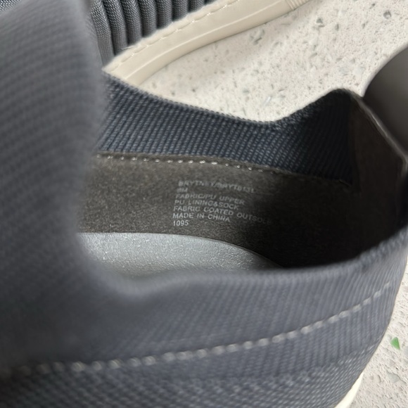 Madden NYC Slip on Platform Sneakers 7.5, 8 Gray - Picture 8 of 8